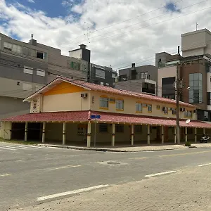 Praticidade Em Mariscal - Apartamento